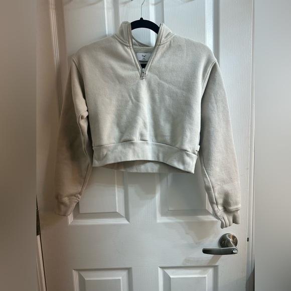 Aritzia TNA Cozy Fleece Perfect 1/4 Zip Sweatshirt - Picture 1 of 3